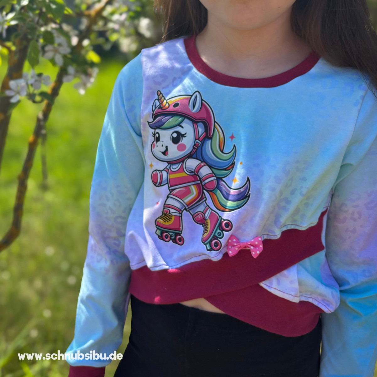 Bügelbild Einhorn auf Rollschuhen